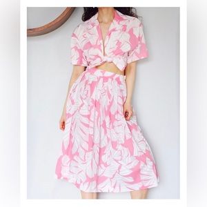 Vintage pink and white 2 piece skirt and top set.